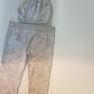 Fabletics Womens 2pc